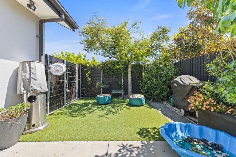 Photo of property in 84 Metehau Street, Marshland, Christchurch, 8083