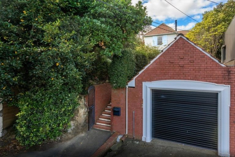 Photo of property in 25 Burnell Avenue, Thorndon, Wellington, 6011