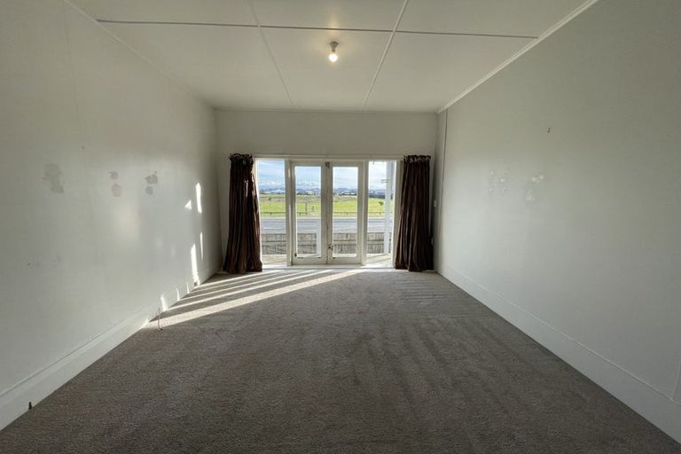 Photo of property in 130 Te Awa Avenue, Te Awa, Napier, 4110