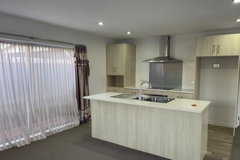 Photo of property in 163a Beach Haven Road, Beach Haven, Auckland, 0626