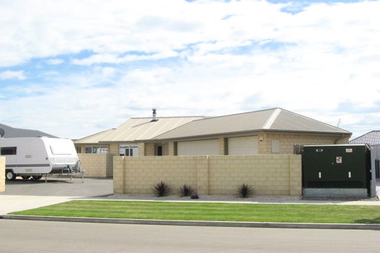 Photo of property in 19 Magnolia Boulevard, Kaiapoi, 7630