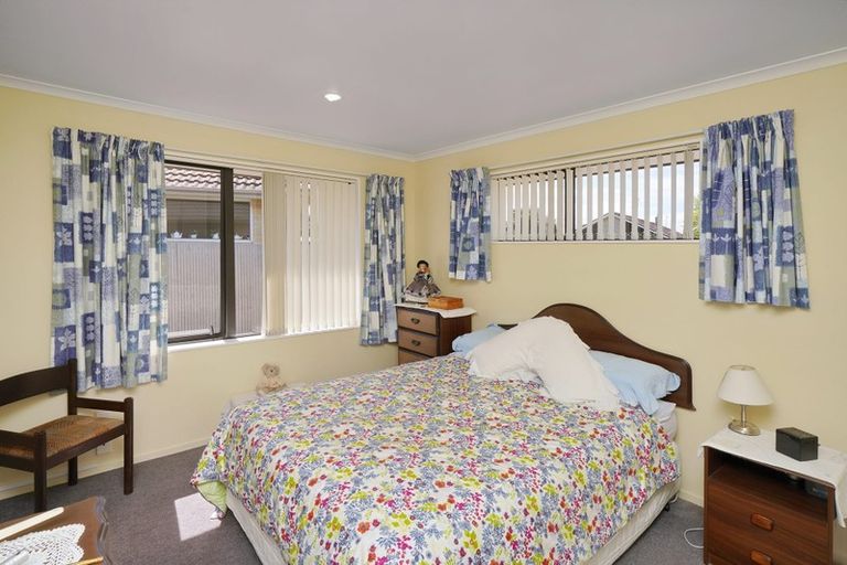 Photo of property in 20 School Road, Woodend, 7610