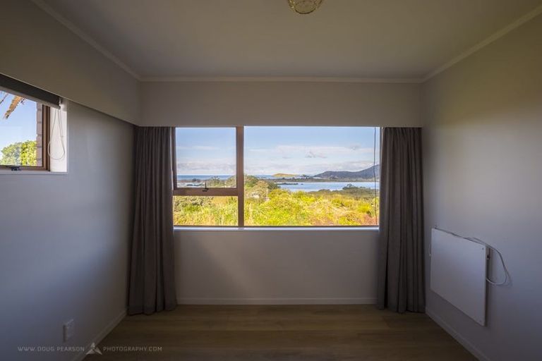 Photo of property in 21 Kakariki Road, Ngunguru, Whangarei, 0173