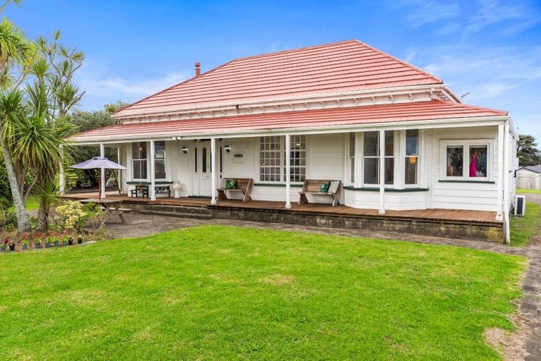 Photo of property in 1 Mill Road, Helensville, 0800