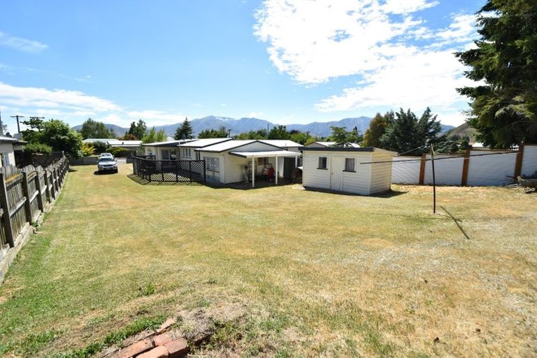 Photo of property in 4 Black Peak Road, Omarama, 9412