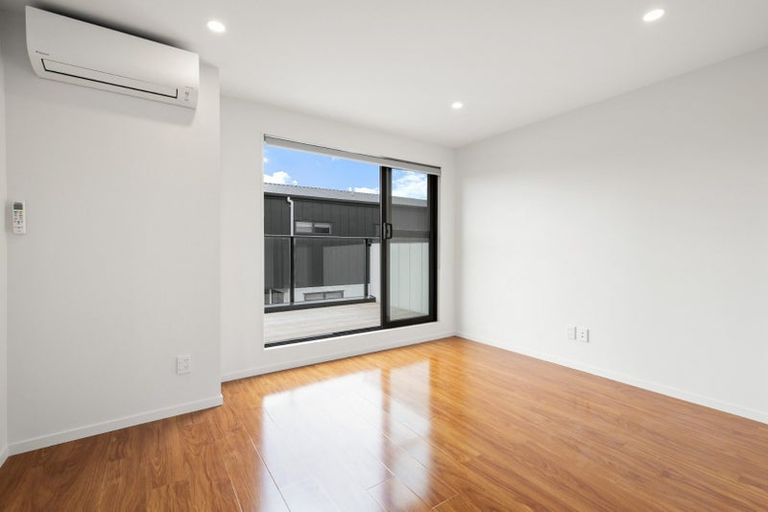 Photo of property in 24 Red Arches Road, Henderson, Auckland, 0610