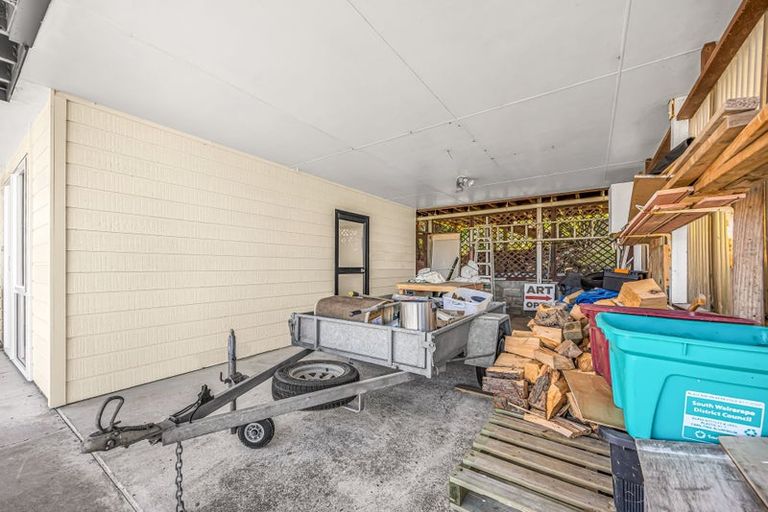 Photo of property in 20 Lake Ferry Road, Lake Ferry, Featherston, 5772