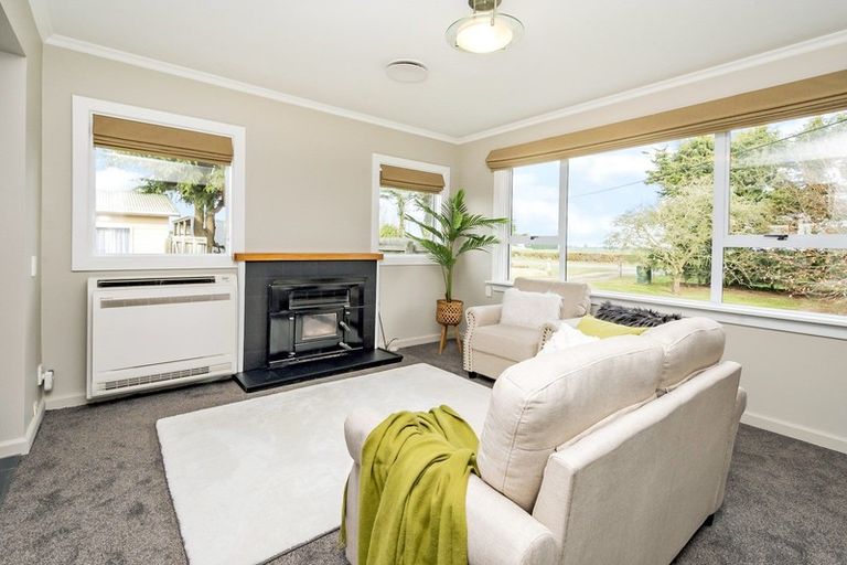 Photo of property in 75 Cowans Road, Leeston, 7683