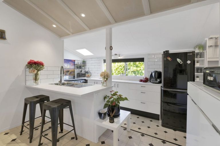 Photo of property in 47 Kings Avenue, Waikuku Beach, 7402