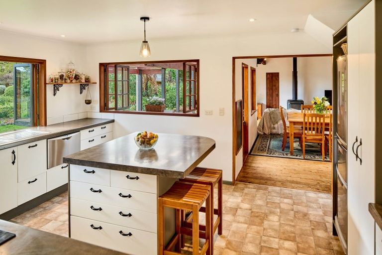 Photo of property in 117 Arcus Road, Te Horo, Otaki, 5582