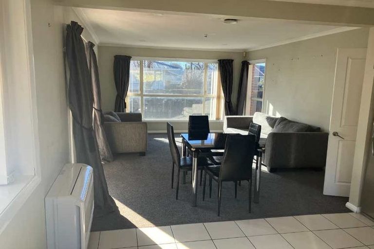 Photo of property in 7 Blossomdale Place, Bishopdale, Christchurch, 8053