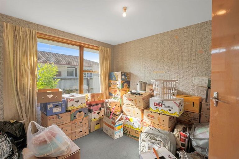 Photo of property in 25 Main North Road, Woodend, 7610