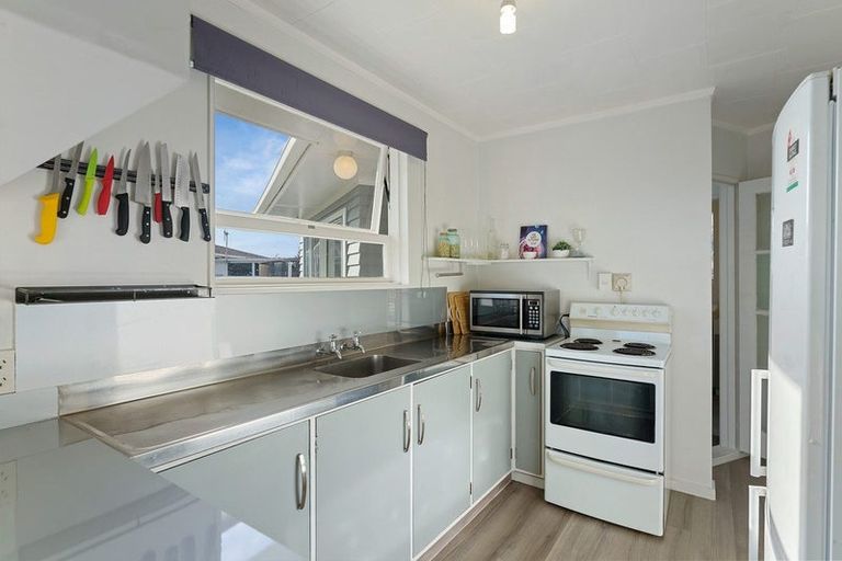 Photo of property in 47 Arawhata Road, Paraparaumu, 5032