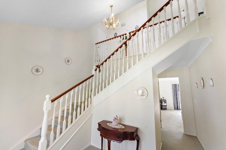 Photo of property in 7 Westpeak Way, Otaki, 5512