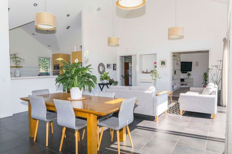 Photo of property in 239 Adelaide Road, Dannevirke, 4930