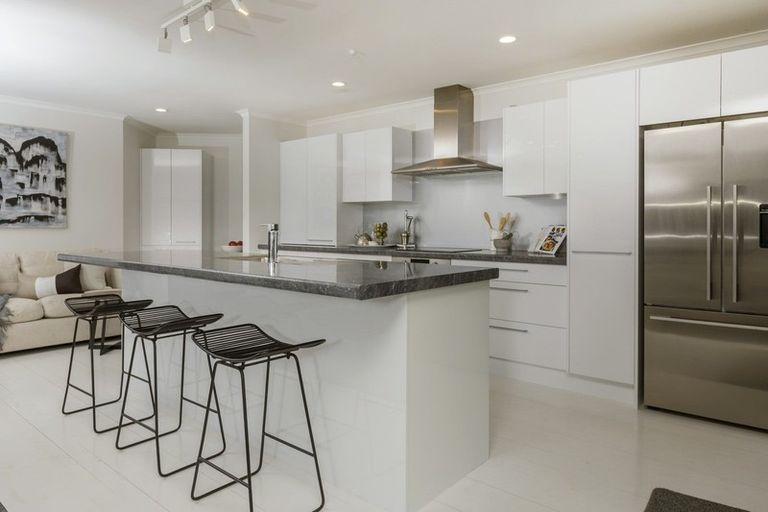 Photo of property in 21 Laly Haddon Place, Matakana, Warkworth, 0985