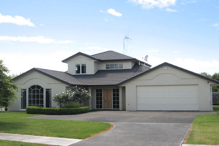 Photo of property in 2 Bronte Place, Leamington, Cambridge, 3432