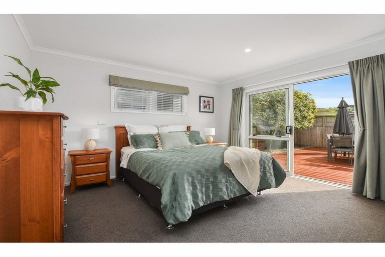 Photo of property in 57 Awataha Crescent, Pyes Pa, Tauranga, 3110