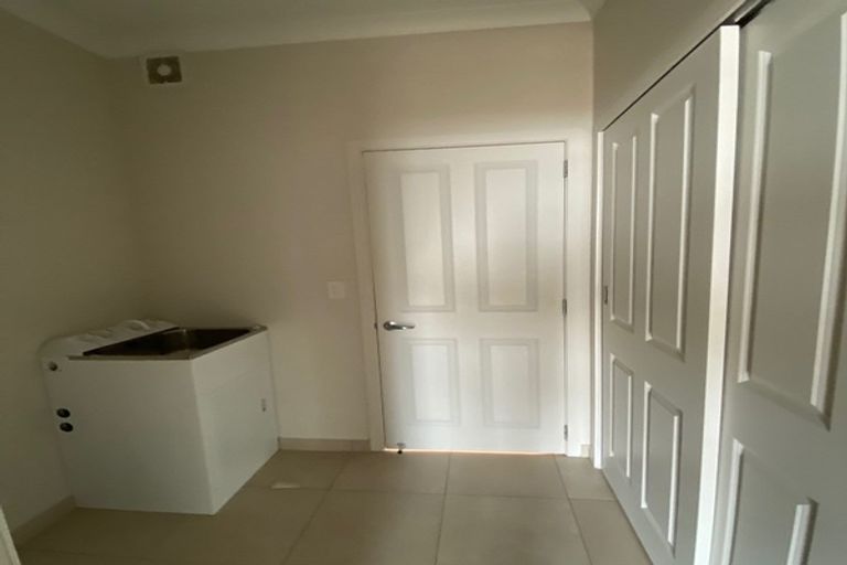 Photo of property in 77 Te Puia Drive, Aotea, Porirua, 5024