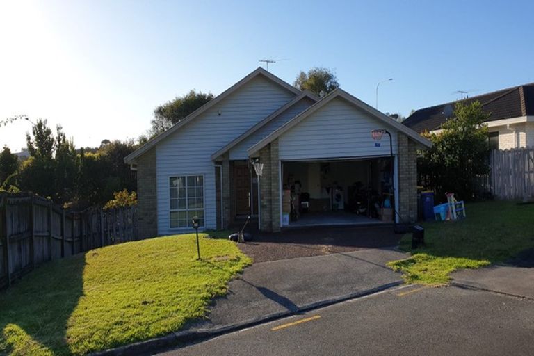 Photo of property in 25 Mercury Lane, Windsor Park, Auckland, 0632