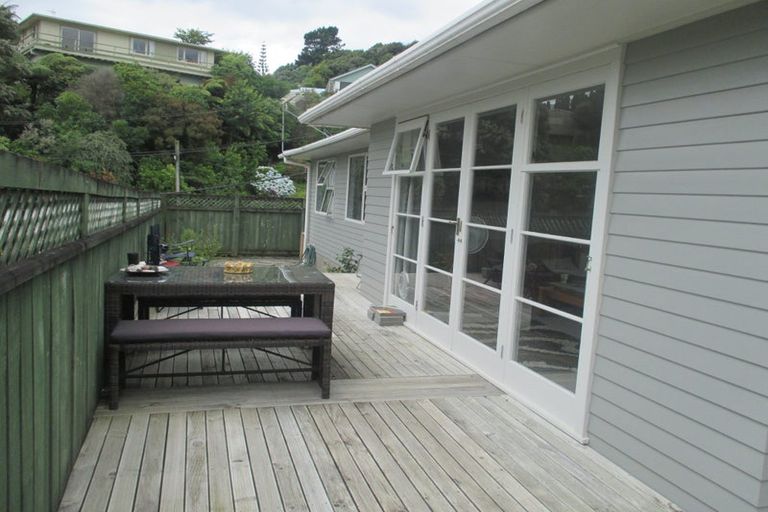 Photo of property in 30 Manor Drive, Stokes Valley, Lower Hutt, 5019