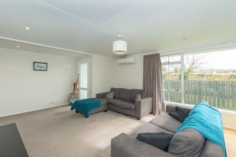 Photo of property in 46 Morrow Avenue, St Andrews, Hamilton, 3200