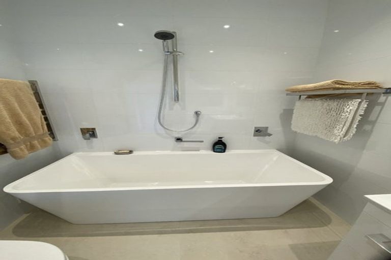 Photo of property in 19/4 Northpoint Street, Plimmerton, Porirua, 5026