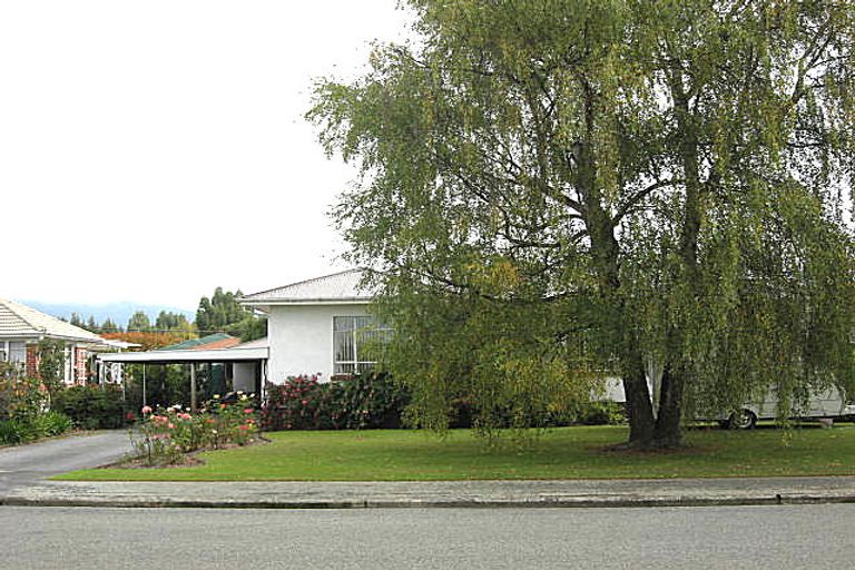 Photo of property in 4 Opie Street, Waimate, 7924