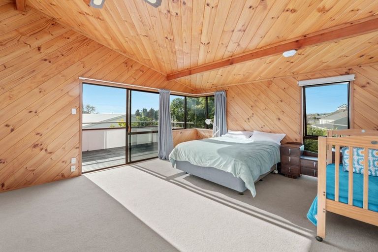 Photo of property in 22 Burton Place, Owhata, Rotorua, 3010