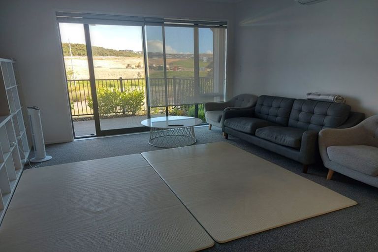 Photo of property in 157 Glenvar Ridge Road, Long Bay, Auckland, 0630