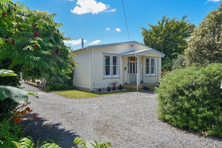 Photo of property in 15 Howard Street, Carterton, 5713