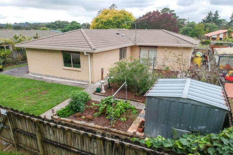 Photo of property in 6 Waimoko Glen, Swanson, Auckland, 0612