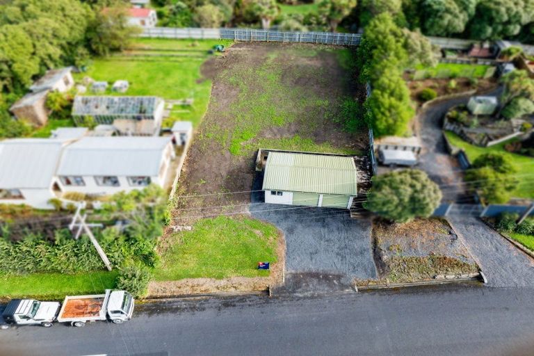 Photo of property in 11 Queen Street, Brighton, Dunedin, 9035