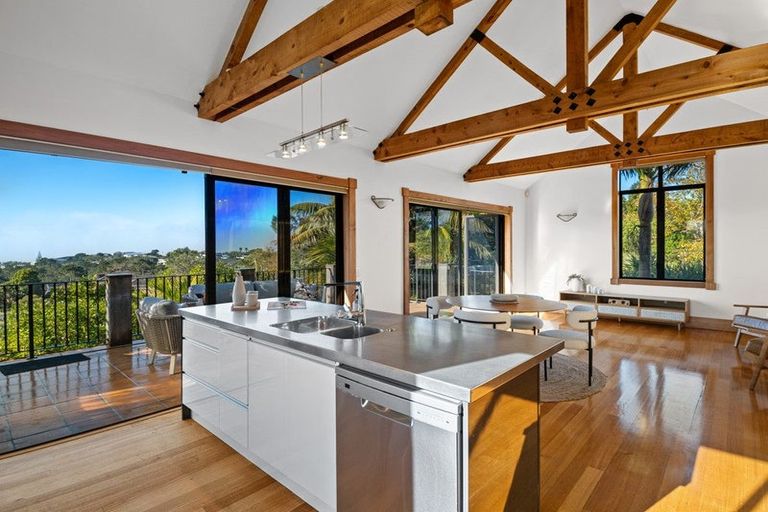 Photo of property in 38 Bellbird Rise, Murrays Bay, Auckland, 0630