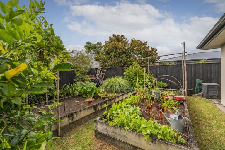Photo of property in 18 Captain Wood Avenue, Whitianga, 3510