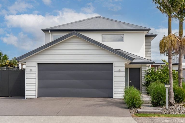 Photo of property in 101d Charleston Avenue, Whangamata, 3620