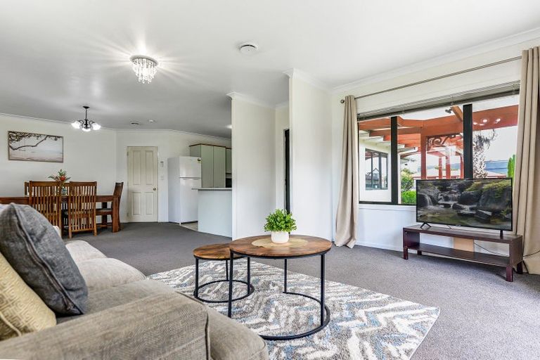 Photo of property in 14 Catalina Drive, Melville, Hamilton, 3206