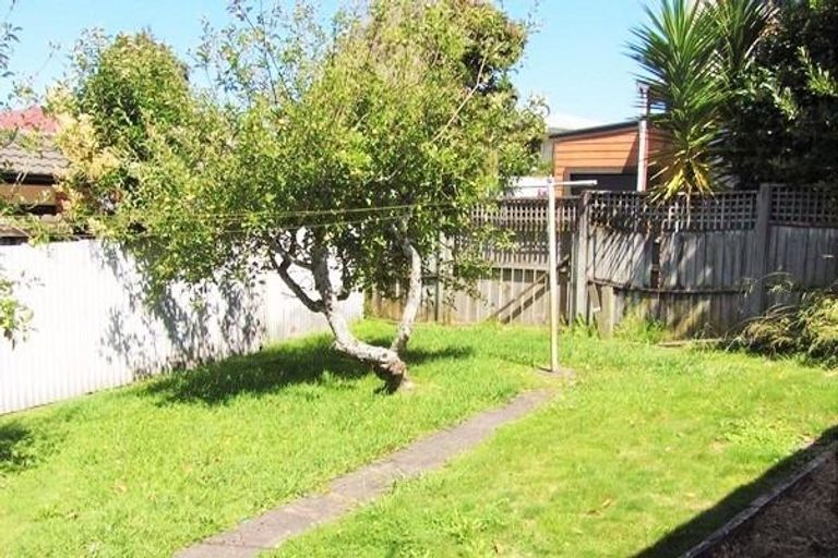 Photo of property in 3/20 Royston Street, Rosehill, Papakura, 2113