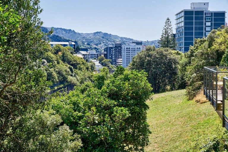 Photo of property in 8/240 The Terrace, Wellington Central, Wellington, 6011