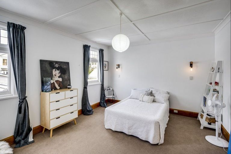 Photo of property in 11a Colenso Avenue, Hospital Hill, Napier, 4110