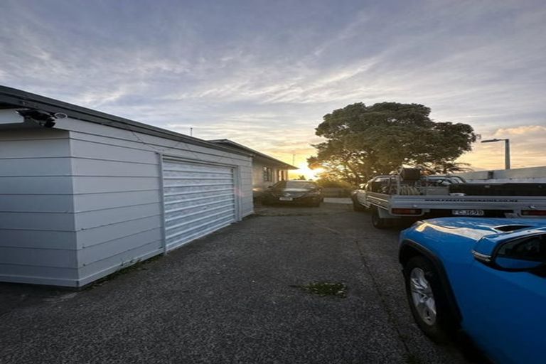 Photo of property in 1/35 Templeton Place, Clendon Park, Auckland, 2103