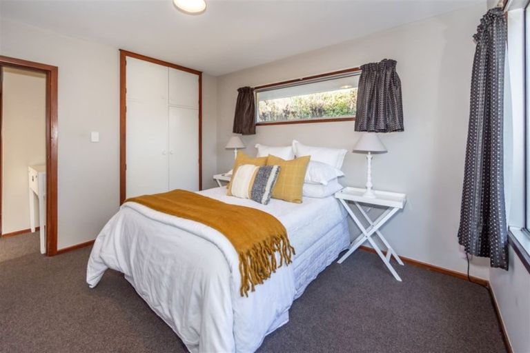 Photo of property in 2/9 Somme Street, St Albans, Christchurch, 8014