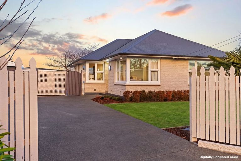 Photo of property in 15 Vivian Street, Burwood, Christchurch, 8083