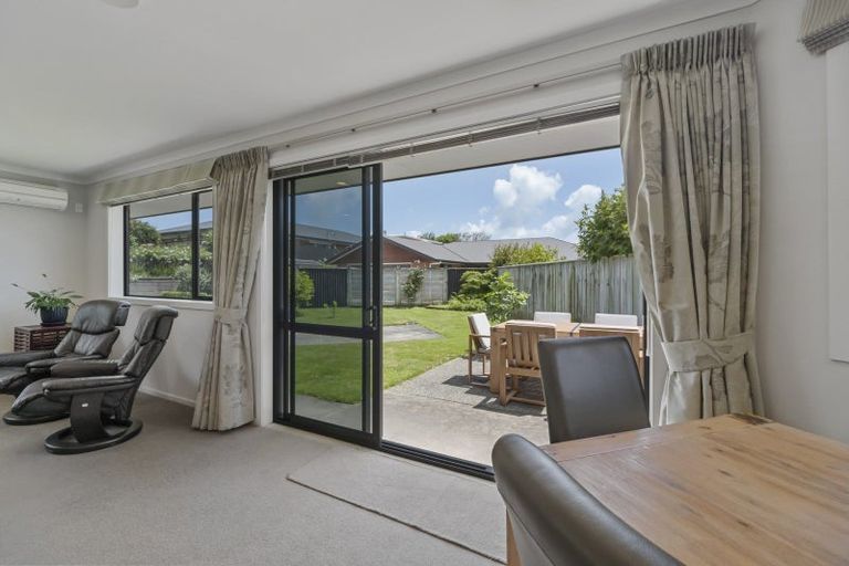 Photo of property in 9a Wilton Street, Westown, New Plymouth, 4310