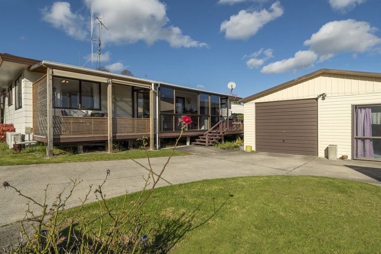 Photo of property in 15 Westwood Street, Bellevue, Tauranga, 3110