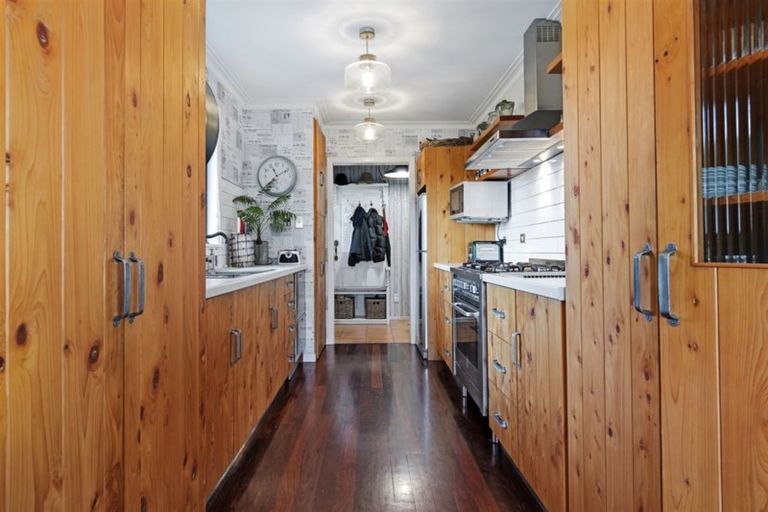 Photo of property in 1 Tamahika Street, Hairini, Tauranga, 3112