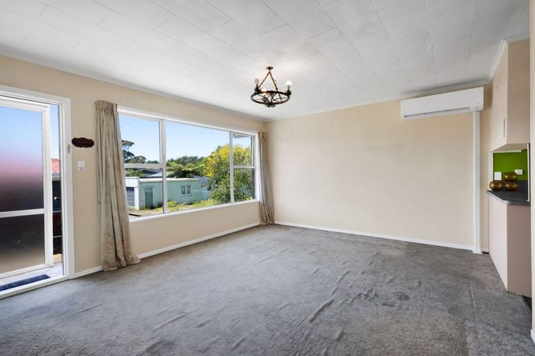 Photo of property in 2/22 Hua Street, Bell Block, New Plymouth, 4312