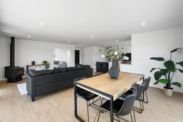 Photo of property in 37 Suffolk Drive, Kirwee, 7571