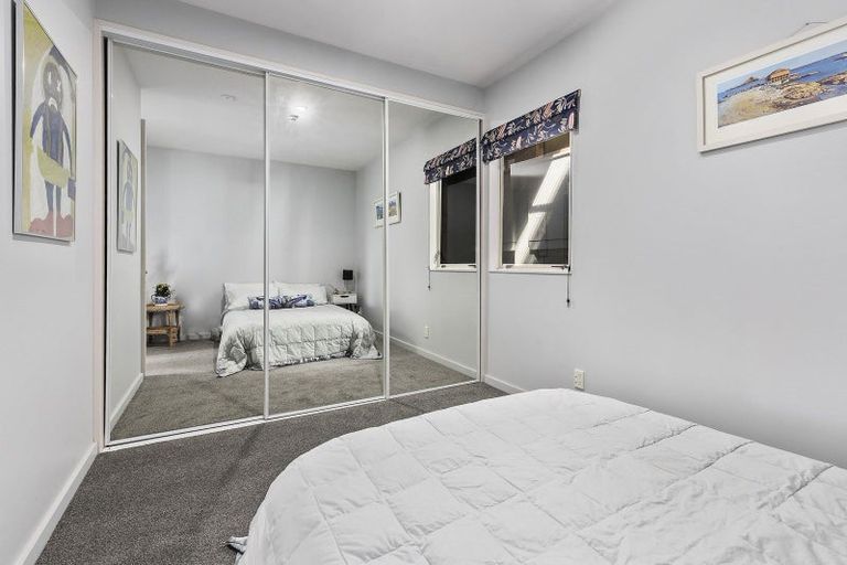 Photo of property in De Vere Apartments, 22/23 Tennyson Street, Te Aro, Wellington, 6011