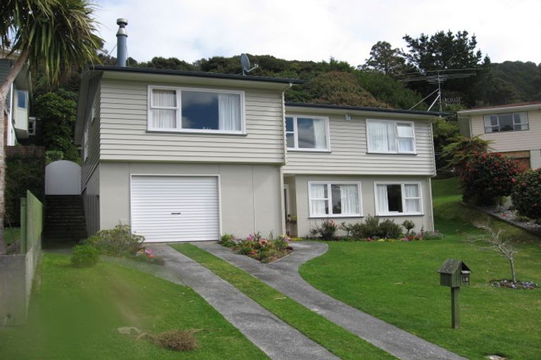 Photo of property in 16 Northcote Street, Wainuiomata, Lower Hutt, 5014